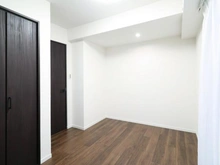 【神奈川県/横浜市南区永田北】コスモ井土ヶ谷グランヒルズ 9号棟 洋室：約5.5帖