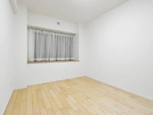 【東京都/町田市三輪緑山】藤和ライブタウン緑山壱番館 洋室：約6.4帖 ウォークインクローゼット付き