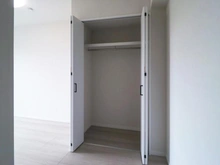 【神奈川県/川崎市麻生区上麻生】新百合ヶ丘パークハウス 洋室：約6.2帖