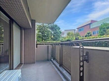 【神奈川県/川崎市麻生区上麻生】新百合ヶ丘パークハウス2番街 バルコニー