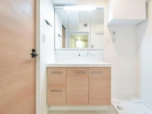 【神奈川県/川崎市多摩区枡形】グレイス向ヶ丘遊園 洗面室