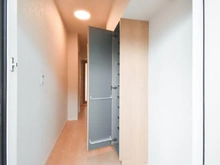 【神奈川県/川崎市多摩区枡形】グレイス向ヶ丘遊園 廊下：収納