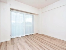 【神奈川県/川崎市麻生区上麻生】エクセル柿生 洋室：約6.0帖