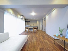 【東京都/目黒区平町】ドルフ都立大 LDK：約23.0帖
※家具調度品等は販売価格に含まれておりません