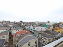 【東京都/目黒区平町】ドルフ都立大 眺望：洋室側バルコニーから