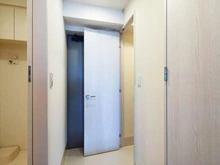 【東京都/墨田区立花】パレステージ墨田立花 玄関：シューズインクローゼット付き