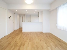 【神奈川県/横浜市栄区鍛冶ケ谷】ローレルスクエア港南台 D棟 LDK：約15.3帖