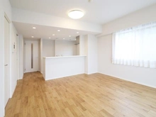 【神奈川県/横浜市栄区鍛冶ケ谷】ローレルスクエア港南台 D棟 LDK：約15.3帖