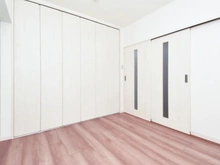 【神奈川県/川崎市麻生区上麻生】東和サープラス柿生 洋室：約4.2帖