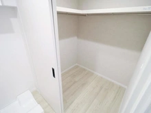 【神奈川県/川崎市幸区河原町】川崎河原町分譲共同ビル 14号棟 収納：ウォークインクローゼット