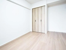 【神奈川県/横浜市保土ケ谷区法泉】東急ドエル・横浜ヒルサイドガーデン 4番館 洋室：約6.1帖