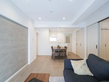 【神奈川県/横浜市港南区野庭町】野庭団地 604-3号棟 LDK：約16.8帖　※家具調度品等は販売価格に含まれません。