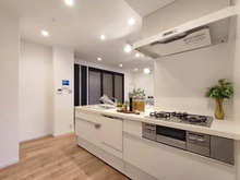 【神奈川県/小田原市本町】サーパス小田原本町 キッチン：パントリー付き