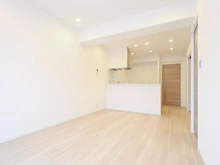 【東京都/調布市染地】ライオンズマンション調布 C棟 LDK：約13.6帖