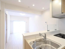 【東京都/調布市染地】ライオンズマンション調布 C棟 LDK：約13.6帖