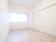 【東京都/調布市染地】ライオンズマンション調布 C棟 洋室：約6.3帖