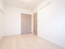 【東京都/調布市染地】ライオンズマンション調布 C棟 洋室：約6.3帖