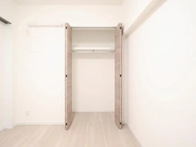 【東京都/調布市染地】ライオンズマンション調布 C棟 洋室：約5.9帖