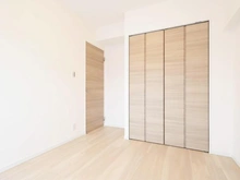 【東京都/調布市染地】ライオンズマンション調布 C棟 洋室：約5.1帖