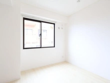 【神奈川県/川崎市多摩区寺尾台】RIS読売ランド　リズ読売ランド 洋室：約5.0帖