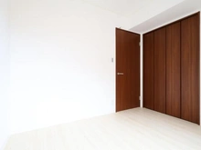 【神奈川県/川崎市多摩区寺尾台】RIS読売ランド　リズ読売ランド 洋室：約5.0帖