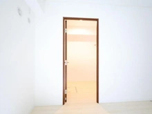 【神奈川県/川崎市多摩区寺尾台】RIS読売ランド　リズ読売ランド 洋室：約8.0帖
約2.7帖のウォークインクローゼット付き