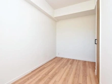 【神奈川県/川崎市多摩区東三田】シティウインズ生田 洋室：約4.5帖