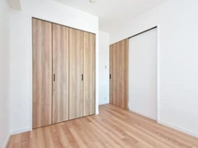 【神奈川県/川崎市多摩区東三田】シティウインズ生田 洋室：約5.4帖