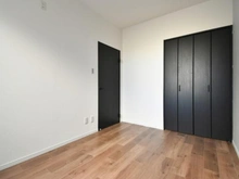 【神奈川県/川崎市麻生区栗平】小田急プラウディア栗平 洋室：約5.1帖