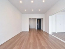 【東京都/多摩市鶴牧】グリーンメゾン鶴牧 5号棟 LDK：約14.5帖