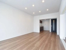 【東京都/多摩市鶴牧】グリーンメゾン鶴牧 5号棟 LDK：約14.5帖