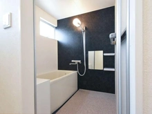 【東京都/多摩市鶴牧】グリーンメゾン鶴牧 5号棟 浴室