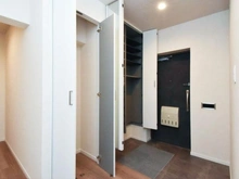 【東京都/多摩市鶴牧】グリーンメゾン鶴牧 5号棟 玄関