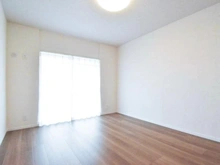 【東京都/多摩市鶴牧】グリーンメゾン鶴牧 5号棟 洋室：約6.0帖