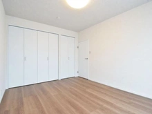 【東京都/多摩市鶴牧】グリーンメゾン鶴牧 5号棟 洋室：約6.0帖