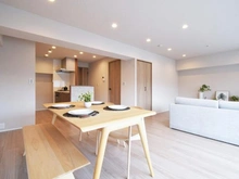 【神奈川県/川崎市多摩区三田】ソフトタウン生田 LDK：約21.5帖