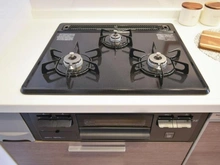 【神奈川県/川崎市多摩区三田】ソフトタウン生田 キッチン：三口コンロ