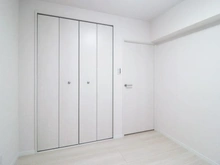 【神奈川県/川崎市麻生区下麻生】麻生台団地 22号棟 洋室：約4.5帖