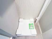 【神奈川県/川崎市麻生区下麻生】麻生台団地 22号棟 洗面室：洗濯機置き場