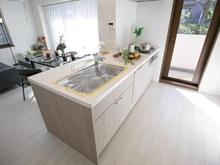 【神奈川県/川崎市麻生区高石】イトーピア百合ヶ丘ガーデンハイツ C棟 キッチン