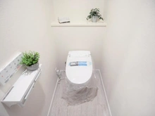 【神奈川県/川崎市麻生区高石】イトーピア百合ヶ丘ガーデンハイツ C棟 トイレ