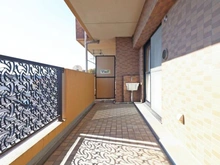 【東京都/多摩市和田】ダイアパレス聖蹟桜ヶ丘 バルコニー