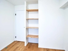 【神奈川県/川崎市多摩区中野島】新多摩川ハイム 1号棟 洋室：約5.7帖