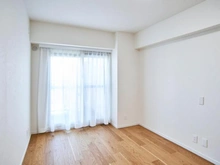 【神奈川県/川崎市多摩区中野島】新多摩川ハイム 1号棟 洋室：約6.9帖