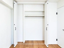 【神奈川県/川崎市多摩区中野島】新多摩川ハイム 1号棟 洋室：約6.9帖