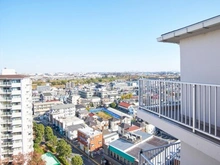 【神奈川県/川崎市多摩区中野島】新多摩川ハイム 1号棟 眺望：LDK側バルコニーから