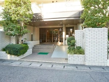 【神奈川県/川崎市多摩区菅】リヴィエール京王稲田堤 エントランス