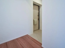 【東京都/町田市鶴川】鶴川二丁目住宅 11-2号棟 玄関