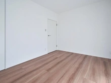 【東京都/町田市鶴川】鶴川二丁目住宅 11-2号棟 洋室：約6.4帖