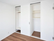 【東京都/町田市鶴川】鶴川二丁目住宅 11-2号棟 洋室：約5.6帖